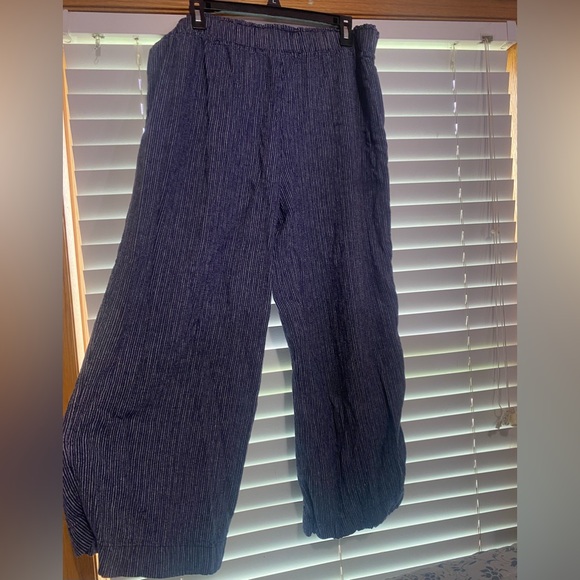 Times and Tru bundle of three dress pants - Picture 3 of 12